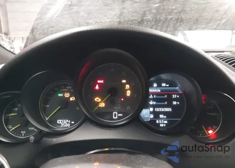 2017 Porsche Cayenne E-Hybrid S Platinum Edition z USA, uszkodzony, nr VIN WP1AE2A26HLA68460